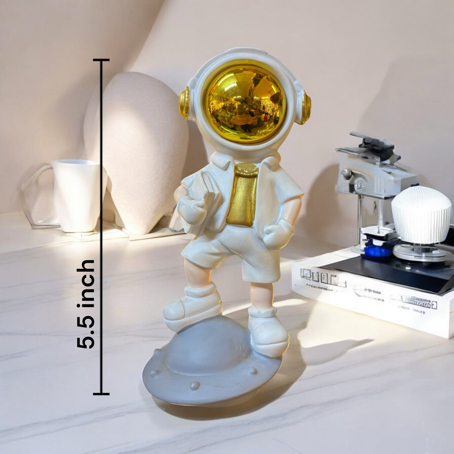 Small Astronaut Showpiece Standing on Space Pose for your Home decor