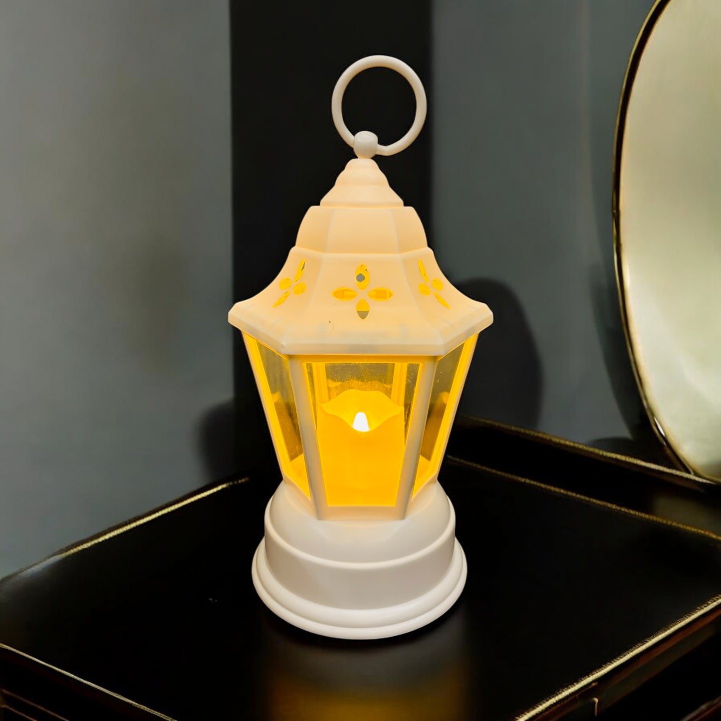 Vintage LED Lantern Light with Flickering Candle