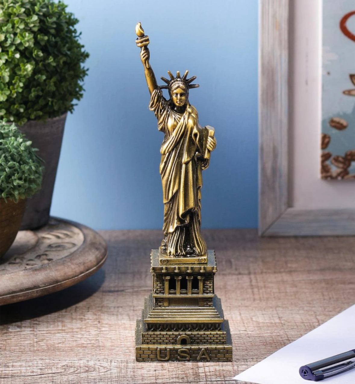 Statue of Liberty, Symbol of Freedom Showpiece for Home Decor