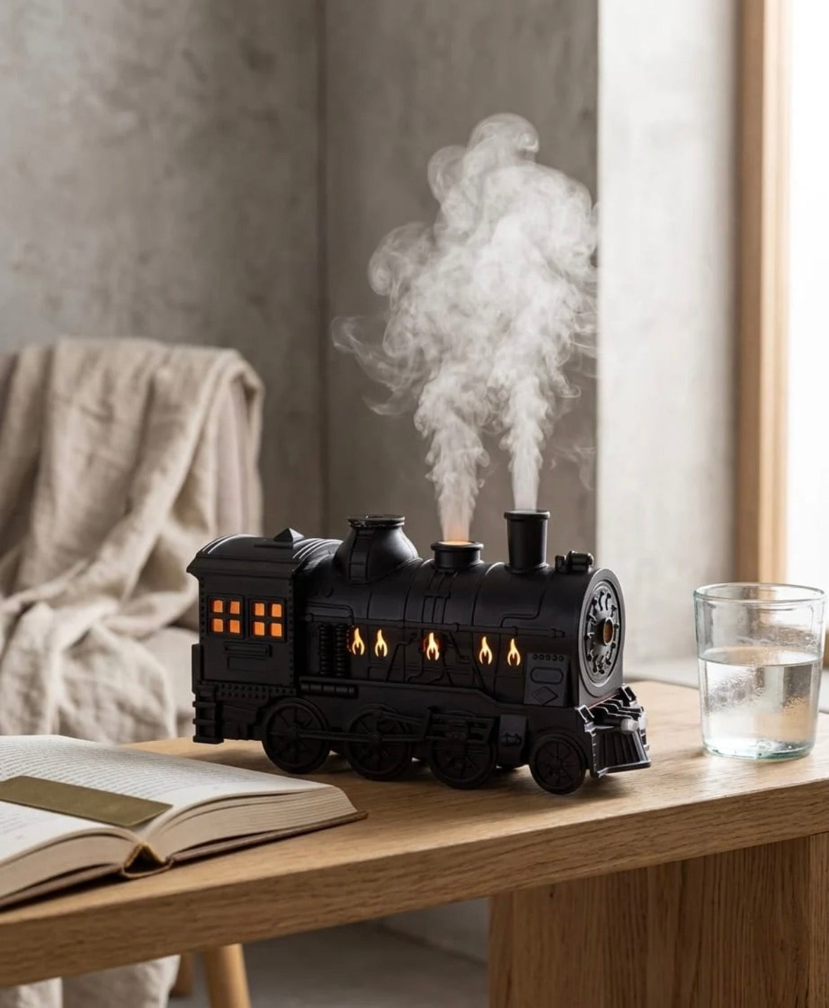 Vintage Train-Shaped Double Mist Humidifier & Aroma Diffuser