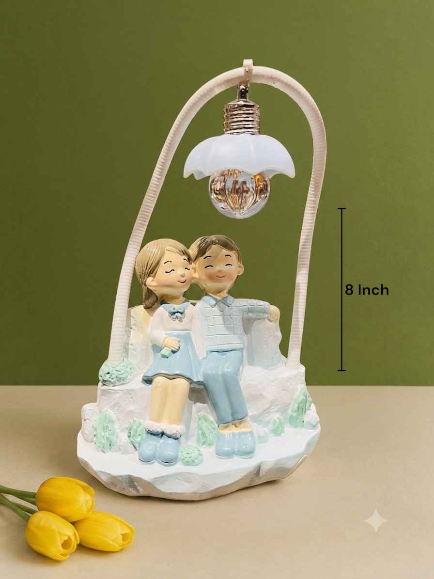 Charming Couple Under Street Lamp Resin Figurine 8 Inch Tabletop Decor for Gifting