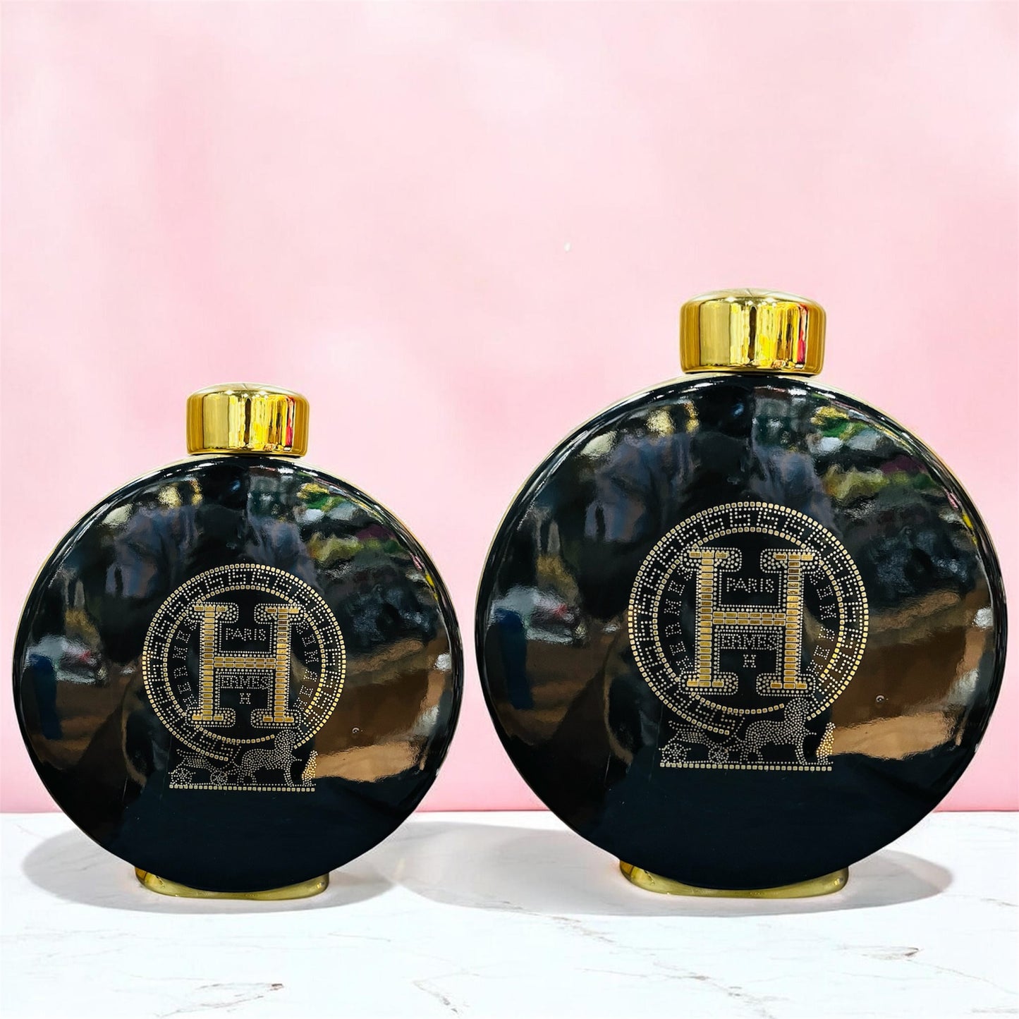 Modern Round Black & Gold Ceramic Decorative Vase/Jar
