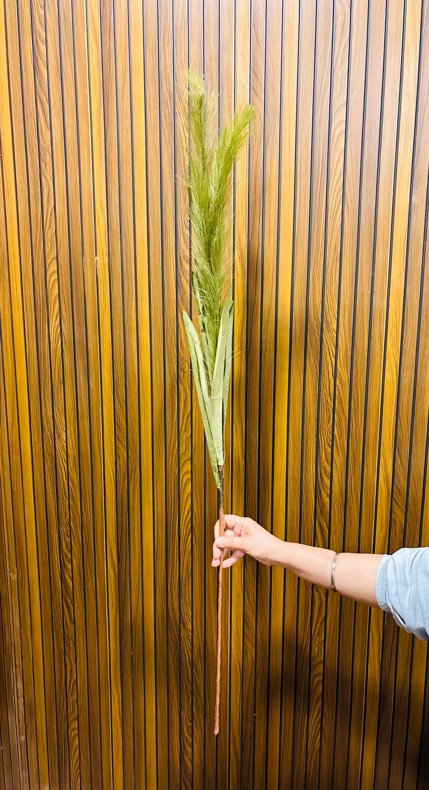 Premium Artificial Pampas Grass Stem – 48 Inches | Tall Decorative Feather Stem for Floor Vases