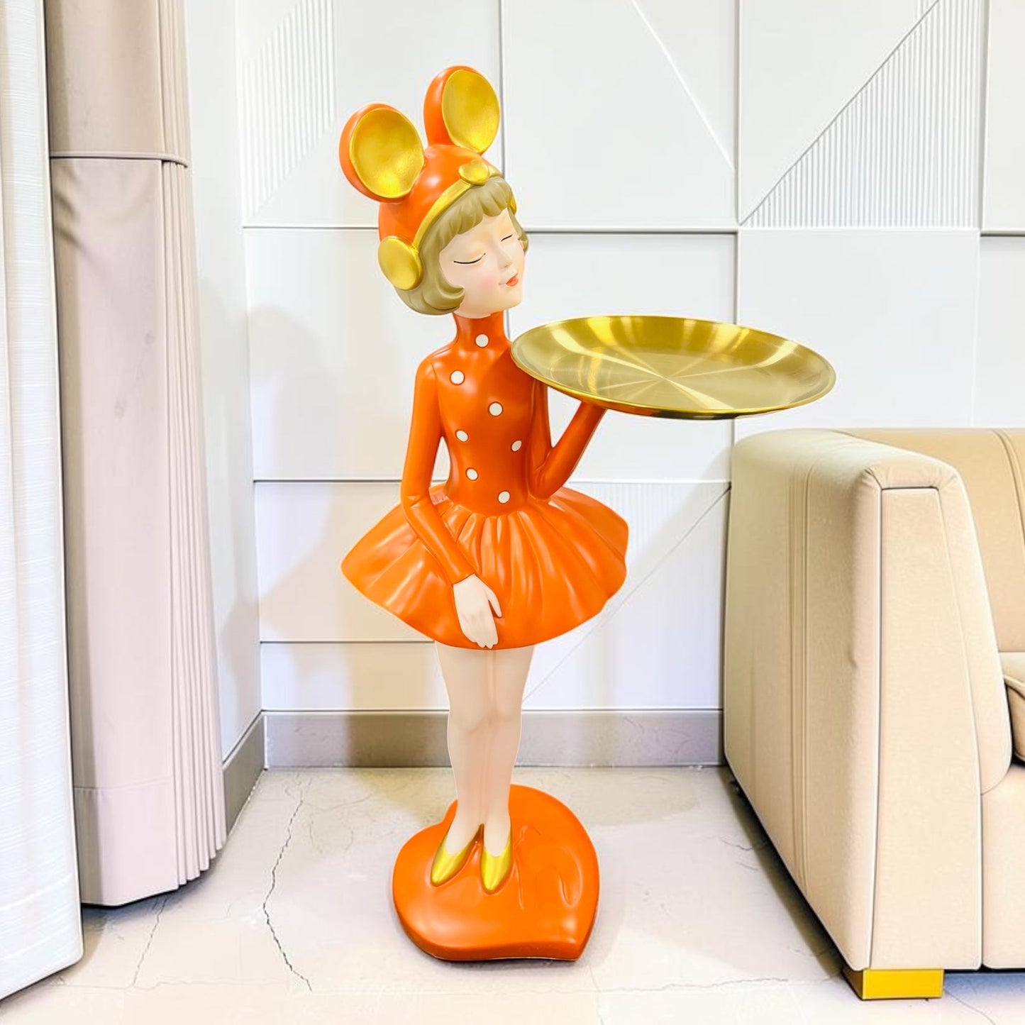 Modern Girl Resin Floor Statue with Serving Tray – Decorative Accent Side Table Figure for Living Room & Home Decor