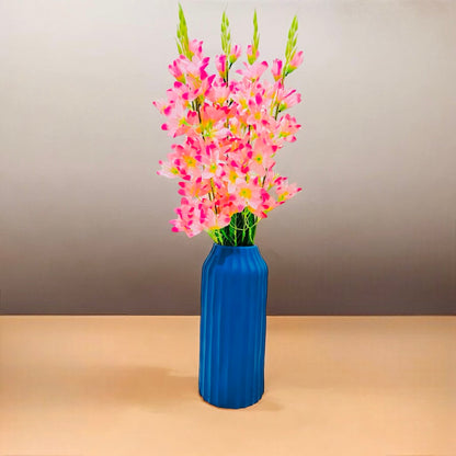 Minimalist ceramic table flower vase