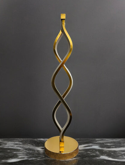 Tall zig zag table lamp